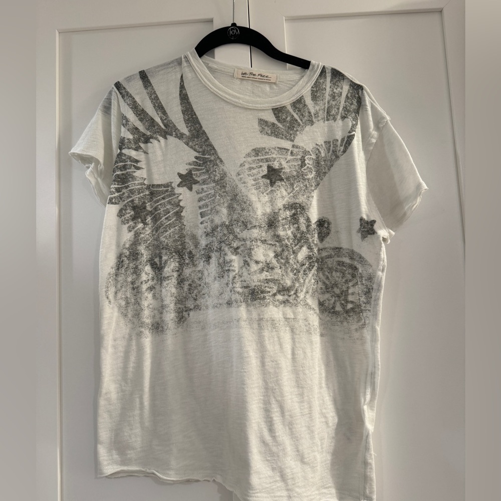 Graphic t-shirt